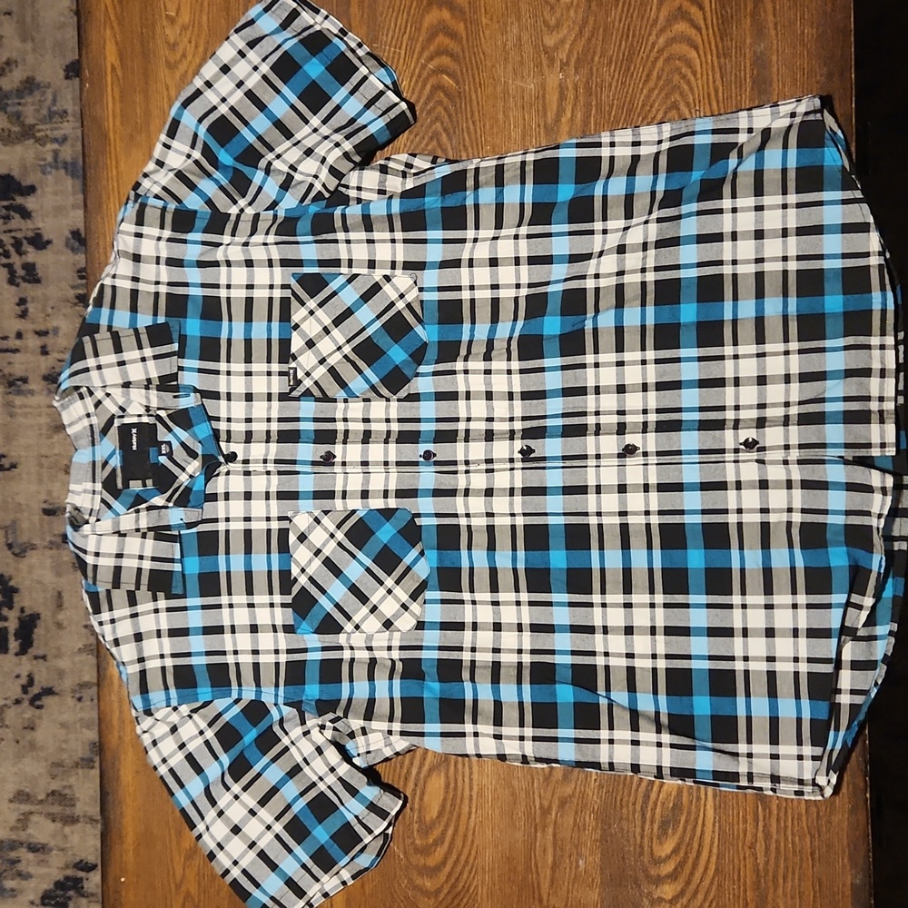 Hurley XXL Short Sleeve Button Up
